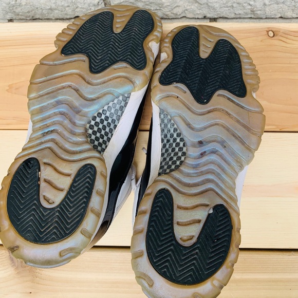 COPY - 🔥 Jordan 11 low shoes 🔥 - Picture 5 of 8